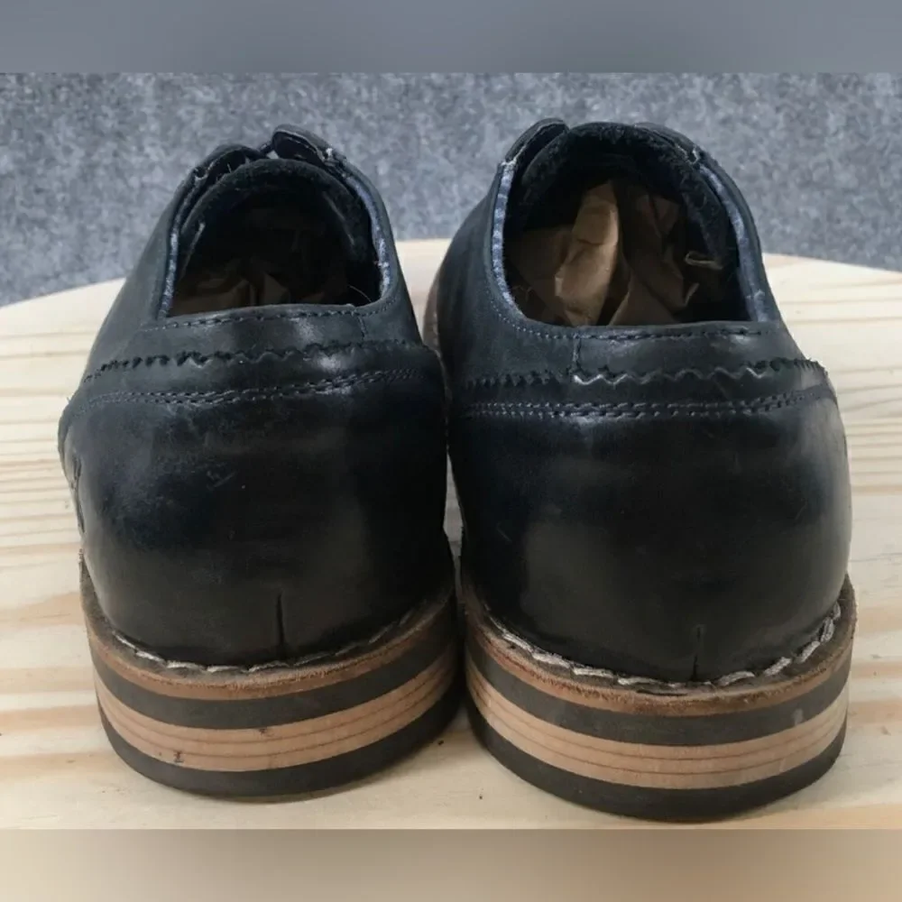 Waylon Nubuck Lace Up Oxford Cub by Original Penguin; Size 11, Like New!
